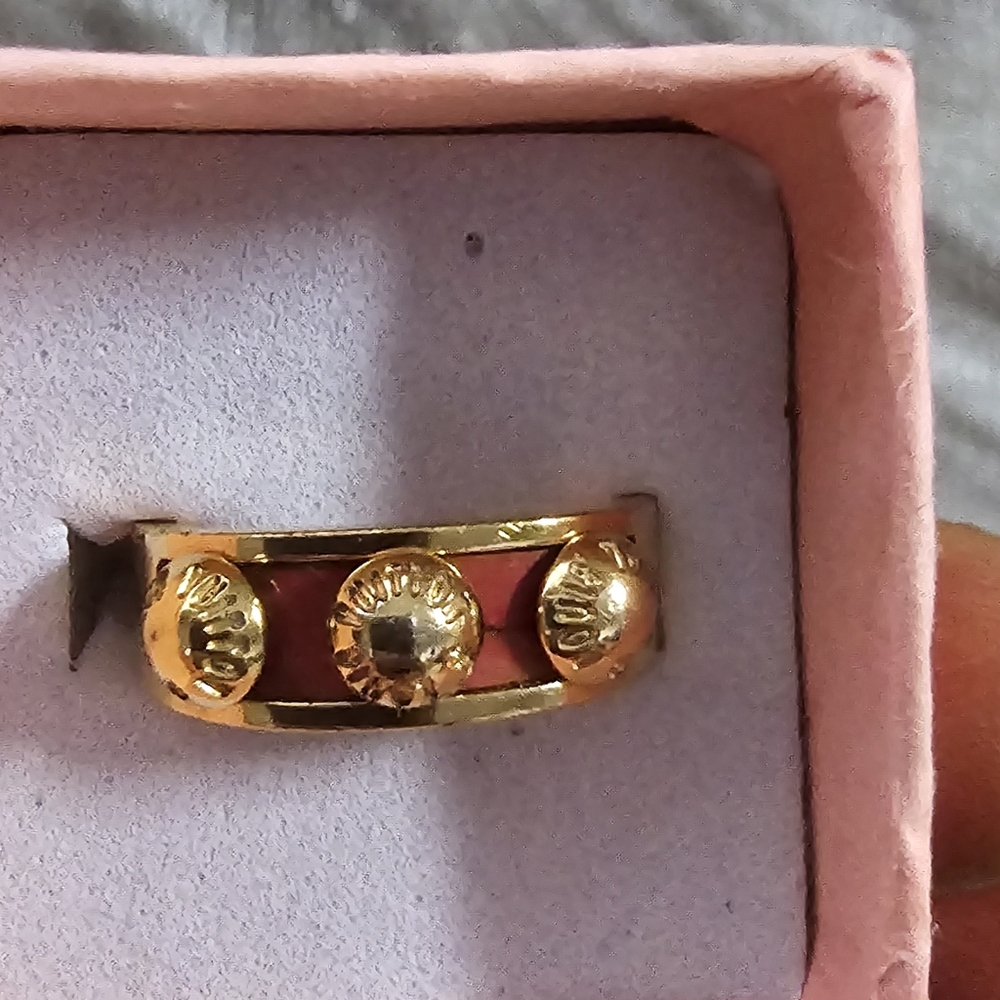 Louis Vuitton Ring - Picture 4 of 5